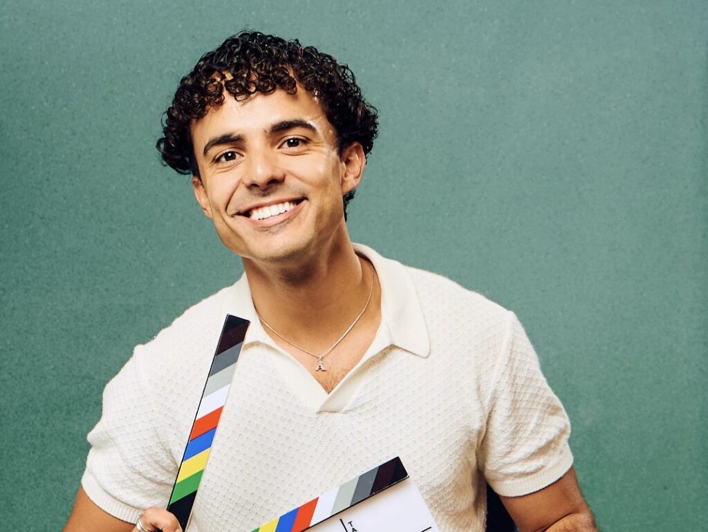 Headshot - Arthur Menezes